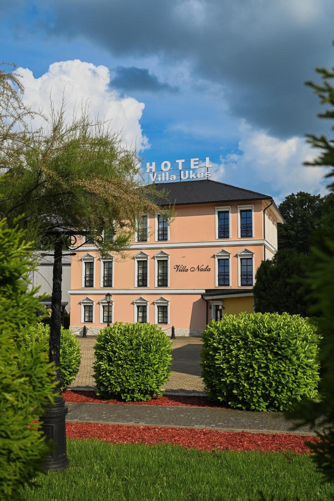 Boutique Hotel Ukus Tesanj Buitenkant foto
