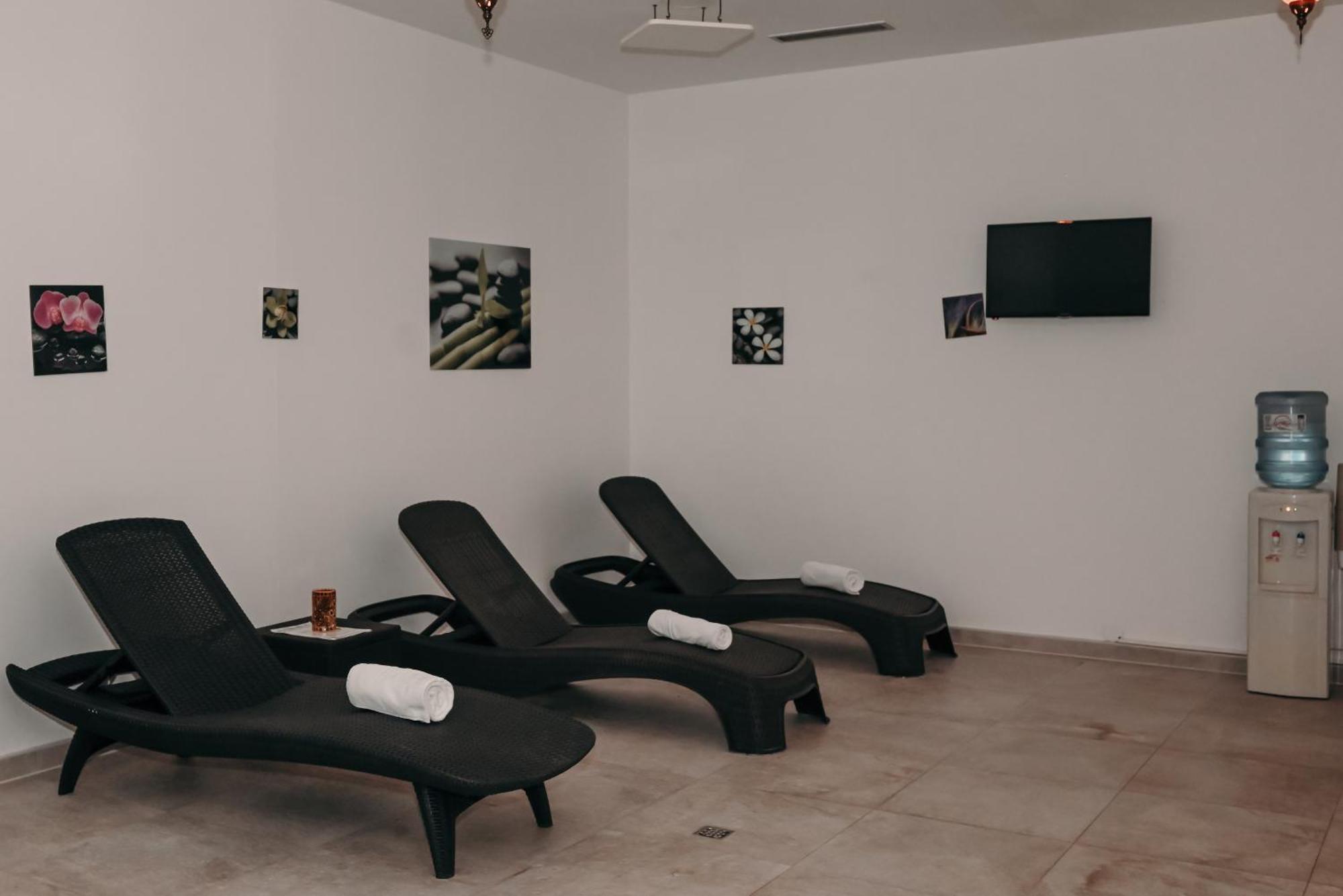 Boutique Hotel Ukus Tesanj Buitenkant foto
